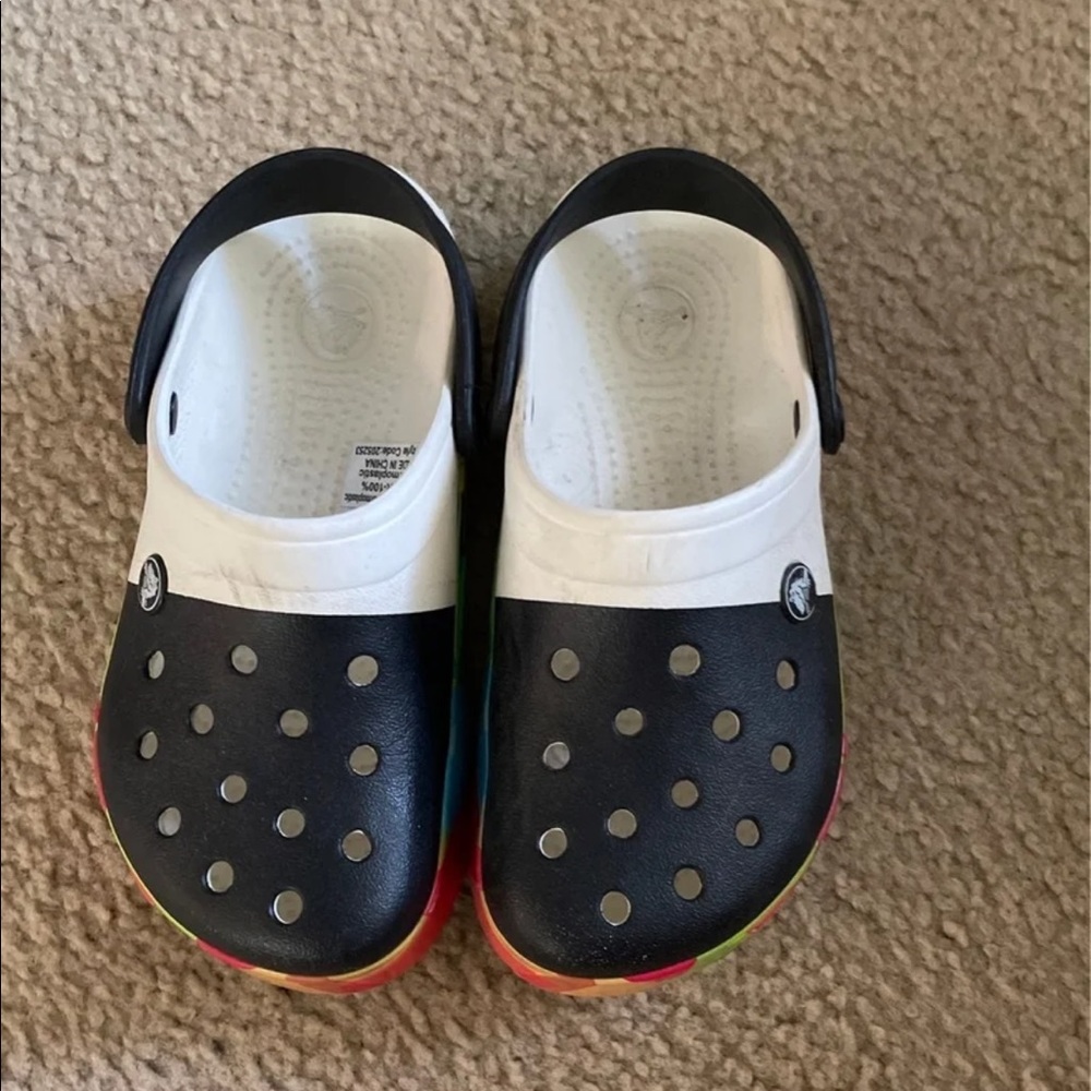 Crocs